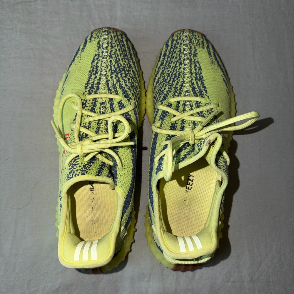 Yeezy Boost 350 V2 “Frozen Yellow”
